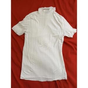 AMBIANCE Knit Mock Neck Short Sleeve in White (SMALL)
